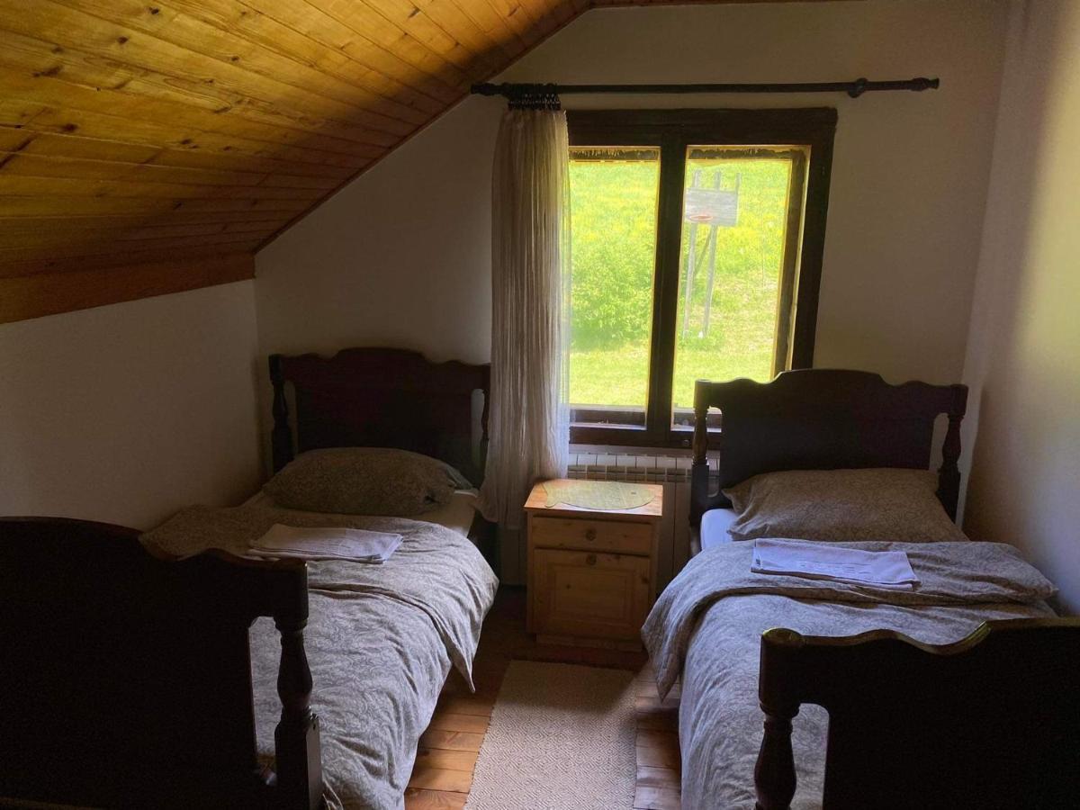 Mystic Forest Hostel Mitrovac Luaran gambar